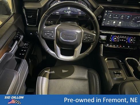 Certified 2025 GMC Sierra 3500 Denali w/ Technology Package AWD/4WD image 5