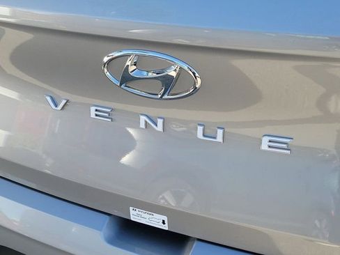New 2026 Hyundai Venue SEL image 25