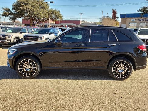 Used 2022 Mercedes-Benz GLC 300 4MATIC image 2
