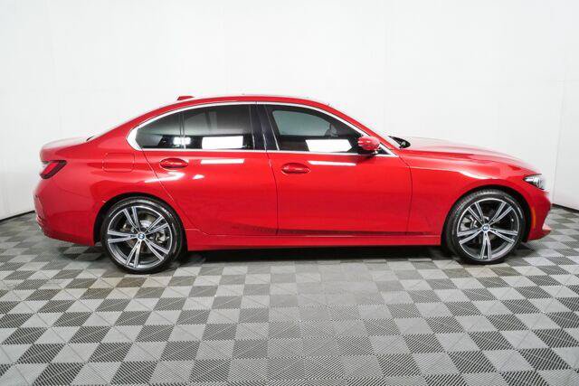 Used 2024 BMW 330i Sedan w/ Convenience Package RWD image 2