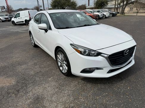 Used 2017 MAZDA MAZDA3 Touring image 3