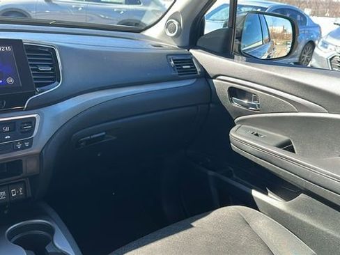 Used 2023 Honda Ridgeline Sport image 23