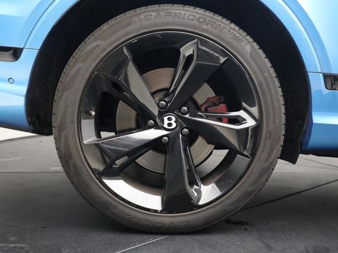 Certified 2021 Bentley Bentayga image 15