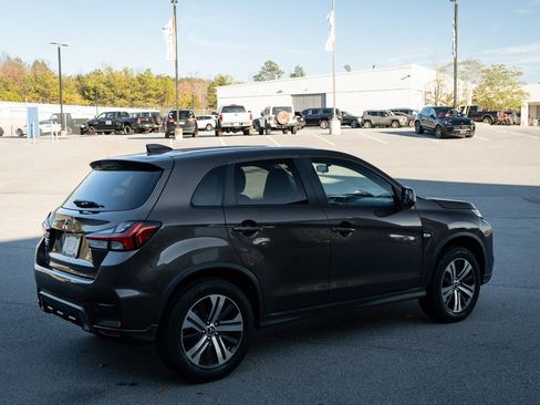 Used 2020 Mitsubishi Outlander Sport ES FWD image 10