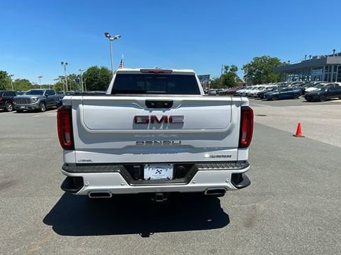 Used 2023 GMC Sierra 1500 Denali w/ Denali Reserve Package AWD/4WD image 6