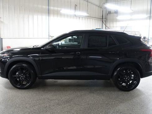 New 2026 Chevrolet Trax ACTIV FWD image 4