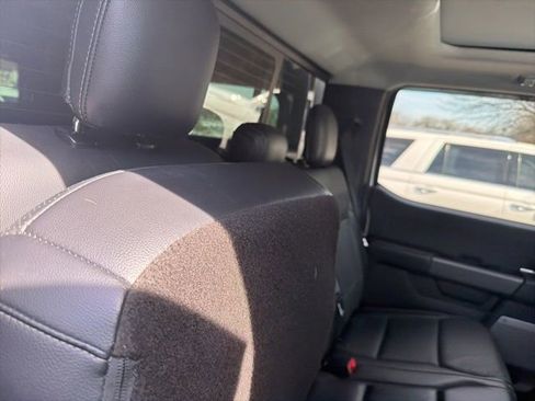 Used 2021 Ford F150 Lariat w/ Equipment Group 502A High image 18