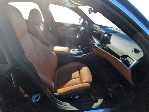 Used 2023 BMW i4 eDrive40 w/ Premium Package image 23