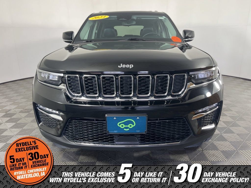 Used 2023 Jeep Grand Cherokee Limited w/ Luxury Tech Group II AWD/4WD image 11