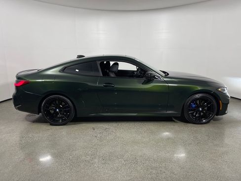 Used 2022 BMW M440i Coupe w/ Shadowloine Package RWD image 2