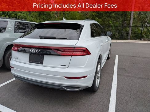 Used 2023 Audi Q8 Premium w/ Convenience Package AWD/4WD image 6
