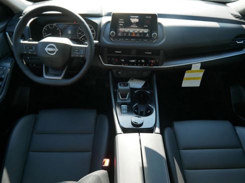 New 2026 Nissan Rogue SV w/ SV Premium Package image 7