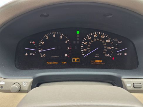 Used 2004 Lexus LS 430 image 22