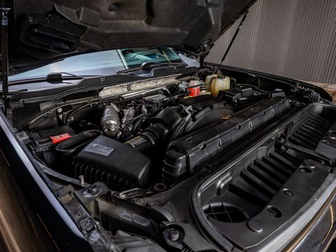 Used 2020 Chevrolet Silverado 3500 High Country w/ Z71 Off-Road Package image 37