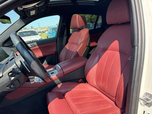 Used 2022 BMW X6 M50i w/ Premium Package AWD/4WD image 10