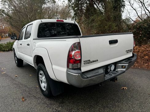 Used 2014 Toyota Tacoma PreRunner image 7