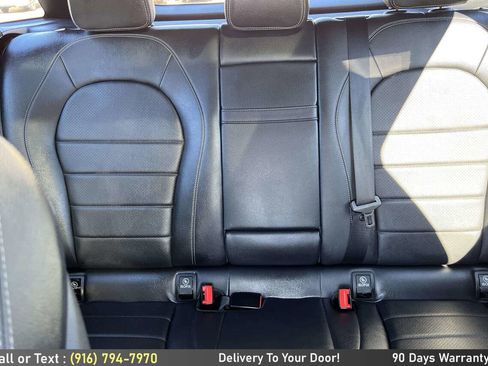 Used 2022 Mercedes-Benz GLC 300 4MATIC image 21