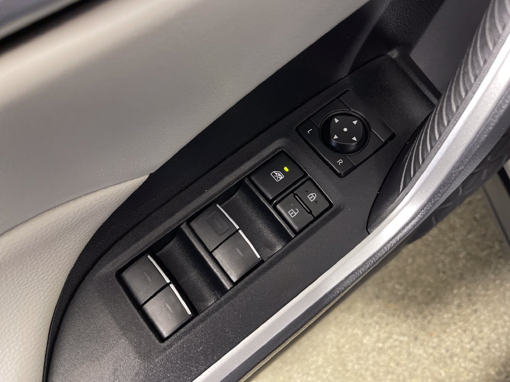 Certified 2023 Toyota RAV4 XLE FWD image 16