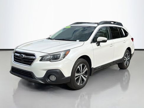 Used 2018 Subaru Outback 2.5i Limited image 7