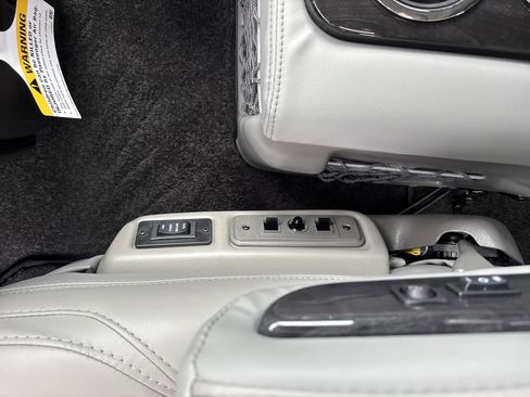 New 2025 Chevrolet Express 2500 Extended w/ Driver Convenience Package image 15