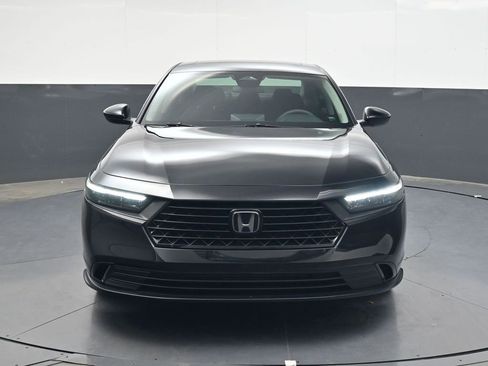 Certified 2023 Honda Accord EX image 9