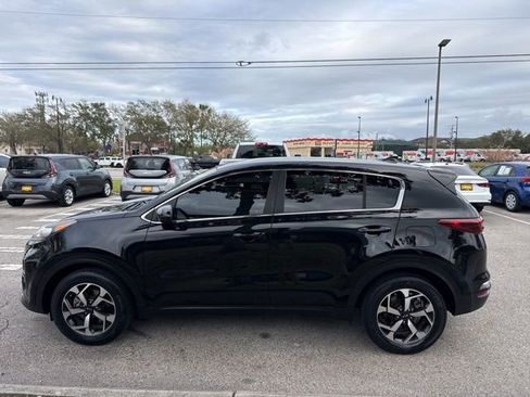 Used 2021 Kia Sportage LX FWD image 4