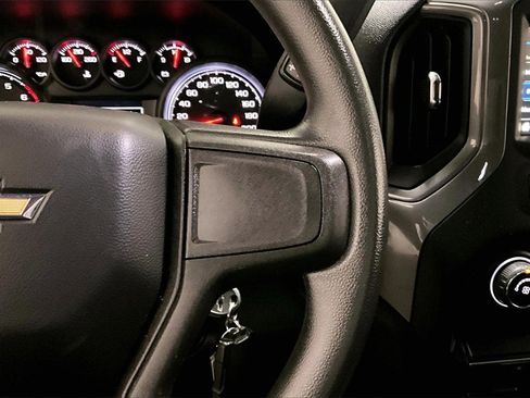 Used 2019 Chevrolet Silverado 1500 Custom image 12