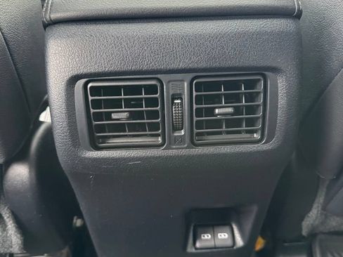Used 2023 Toyota 4Runner Limited AWD/4WD image 21