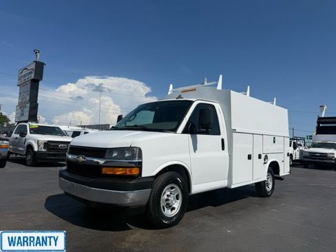 Used 2019 Chevrolet Express 3500 w/ Power Convenience Package image 1