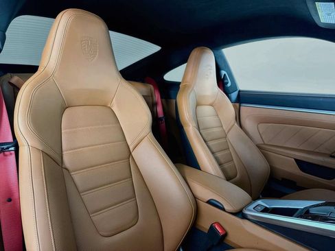 Certified 2025 Porsche 911 Carrera RWD image 18