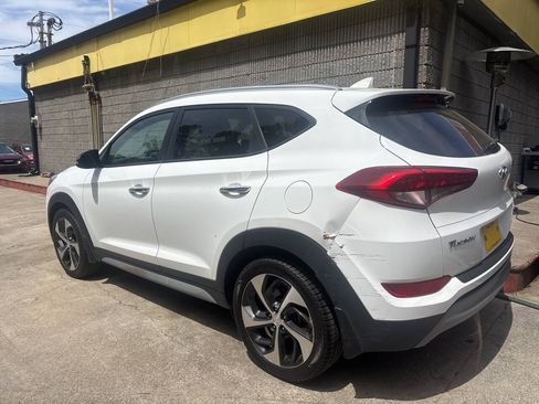 Used 2017 Hyundai Tucson Limited w/ Cargo Package FWD image 5