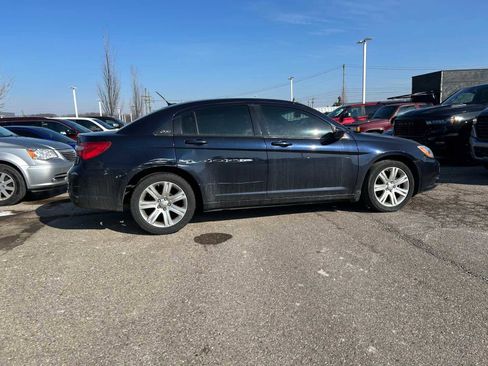 Used 2012 Chrysler 200 Touring w/ Cold Weather Group image 16