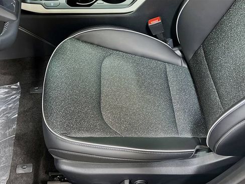 New 2025 Kia K4 GT-Line w/ GT-Line Sunroof Package image 19