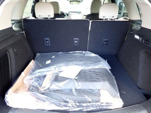 New 2026 Lincoln Corsair Premiere image 5