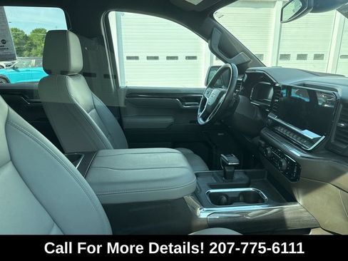 Used 2024 Chevrolet Silverado 1500 LTZ w/ LTZ Convenience Package II AWD/4WD image 3