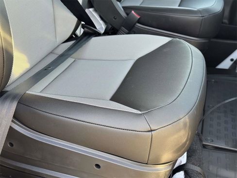 New 2026 RAM ProMaster 2500 w/ Quick Order Package 22G SLT image 11