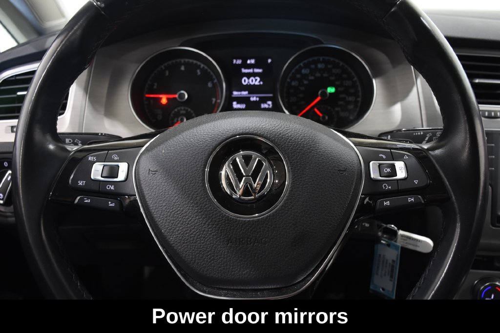 Used 2017 Volkswagen Golf S FWD image 15