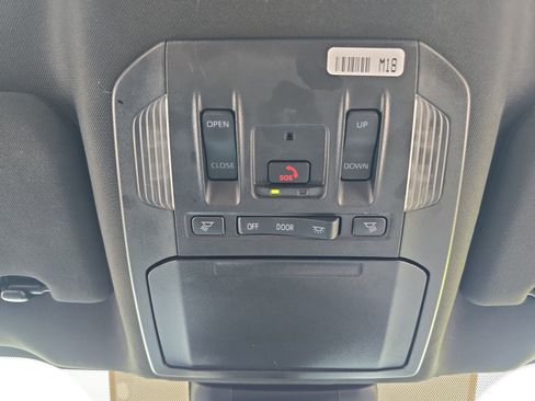 Certified 2024 Toyota Highlander XSE image 24