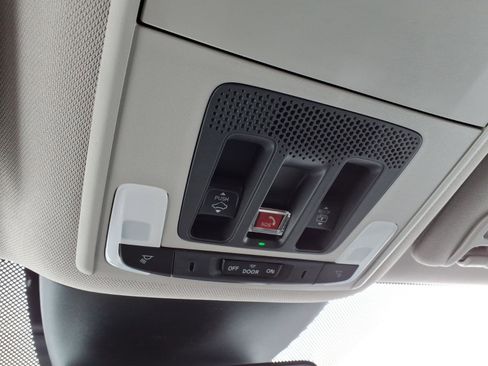 New 2026 Honda Pilot Touring image 21