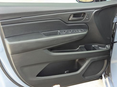 Used 2025 Honda Odyssey Sport-L image 11