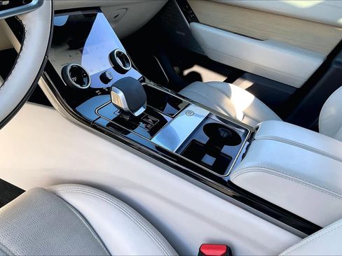 Used 2022 Land Rover Range Rover Velar R-Dynamic HSE image 20