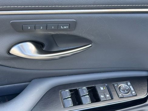 Used 2022 Lexus ES 350 w/ Premium Package FWD image 27