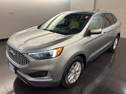 Certified 2023 Ford Edge SEL image 3