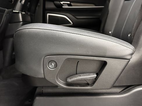 Used 2020 Kia Telluride EX w/ EX Premium Package image 29