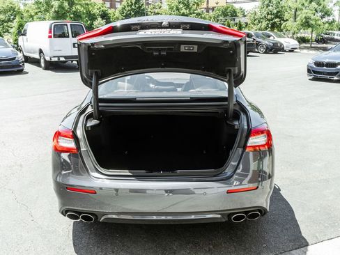 Used 2020 Maserati Quattroporte S GranLusso Q4 AWD/4WD image 34