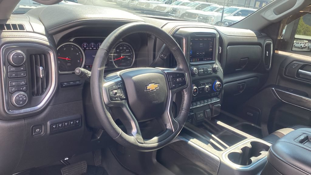 Used 2020 Chevrolet Silverado 2500 LTZ w/ LTZ Premium Package AWD/4WD image 15