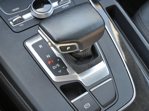 Used 2019 Audi Q5 Premium Plus w/ Premium Plus Package image 26