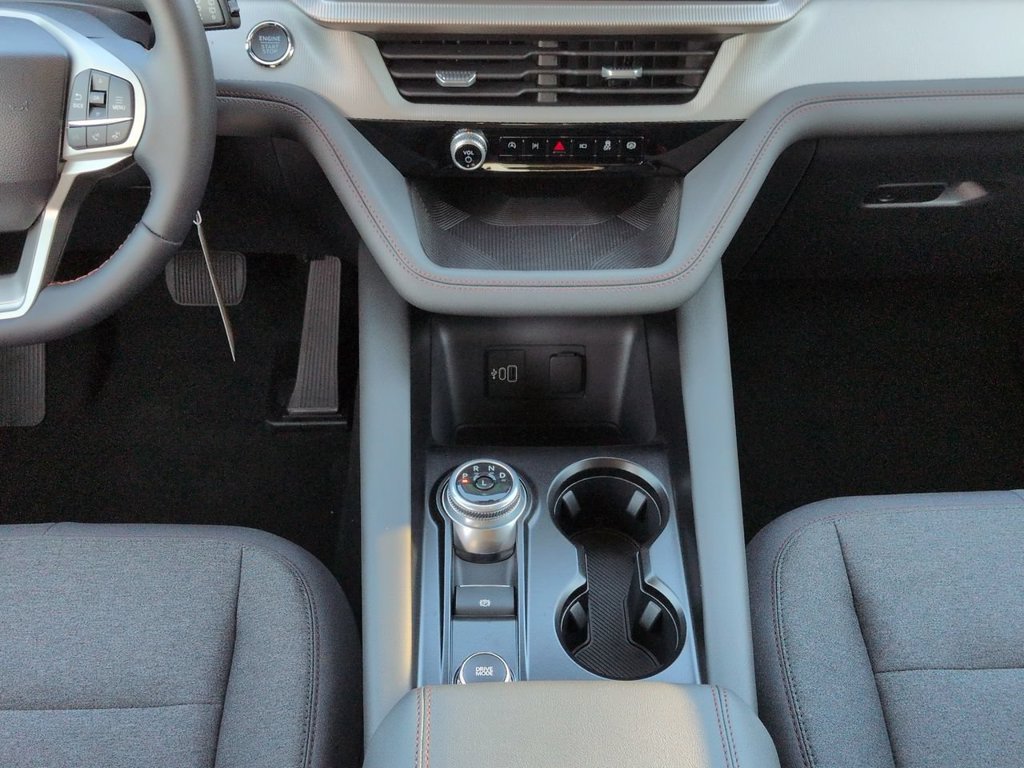 New 2026 Ford Explorer Active RWD image 19