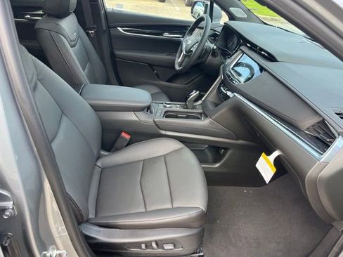 New 2026 Cadillac XT5 Premium Luxury w/ LPO, Floor Liner Package FWD image 39