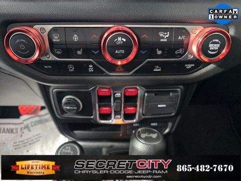 Used 2024 Jeep Wrangler Sport S image 24